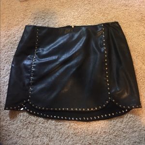 Leather skirt